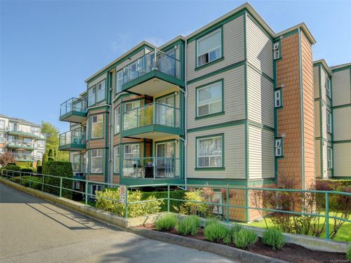 210-894 Vernon Ave, Saanich, BC, V8X2W6 | Card Image