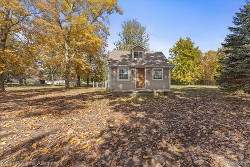 5165 Mattison Rd, South Rockwood, MI, 48179-9610 | Card Image