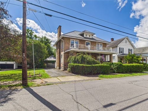 22 Williams St, Bradford, PA, 16701-1342 | Card Image