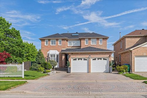 81 Parkside Dr, Brampton, ON, L6Y3A2 | Card Image