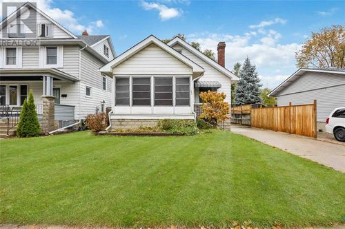 192 Penrose St, Sarnia, ON, N7T4V2 | Card Image