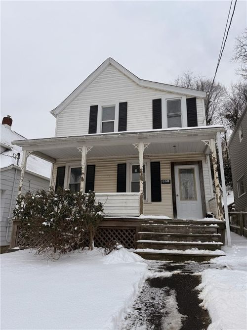 921 Crescent Ave, Ellwood City, PA, 16117-1840 | Card Image