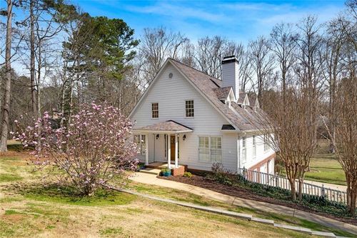 20 Lawn Market, Sharpsburg, GA, 30277-1521 | Card Image