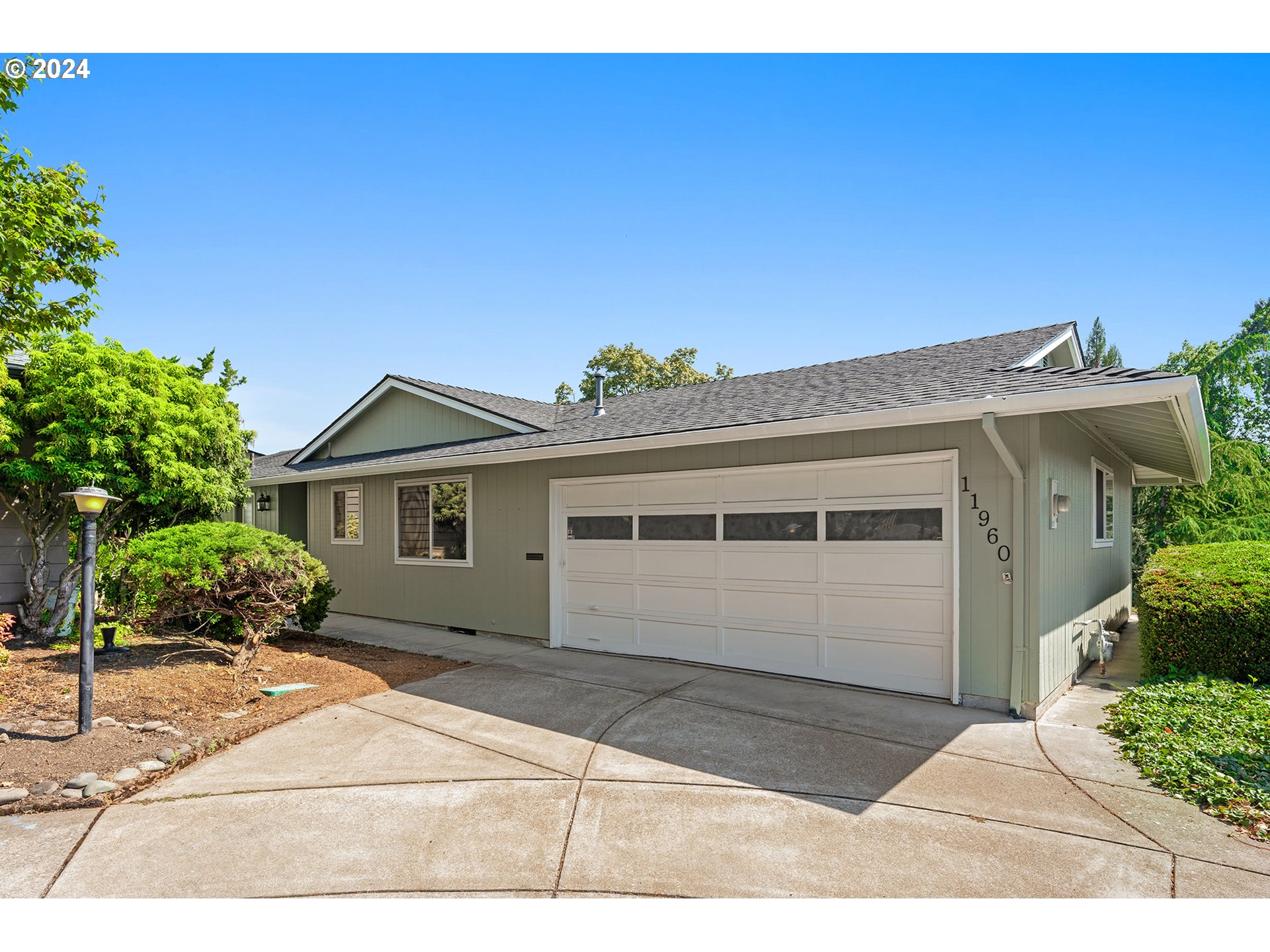 King George Dr, Portland, OR 97224