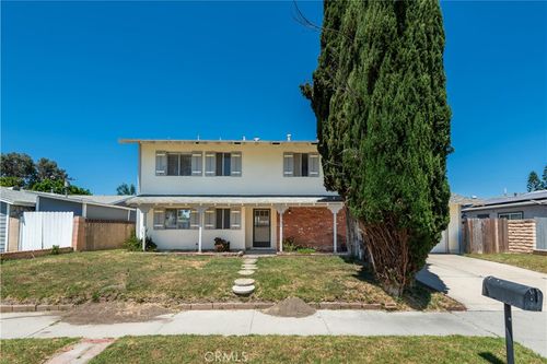 2117 Electra Ave, Simi Valley, CA, 93065-1717 | Card Image