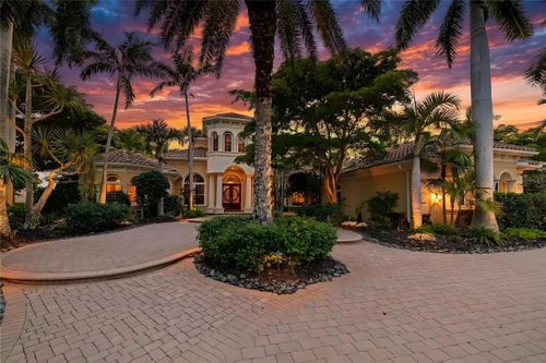 7202 Teal Creek Gln, Lakewood Ranch, FL, 34202-5036 | Card Image