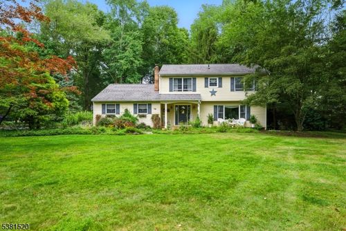 10 Birchwood Ln, Boonton Twp, NJ, 07005-9104 | Card Image