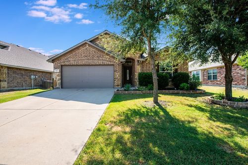 822 Graham Dr, Burleson, TX, 76028-9415 | Card Image