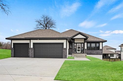 3222 Sw Enoch St, Lee's Summit, MO, 64082-2224 | Card Image