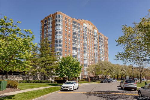 apt-508-250 E Harbortown Dr, Detroit, MI, 48207-5010 | Card Image