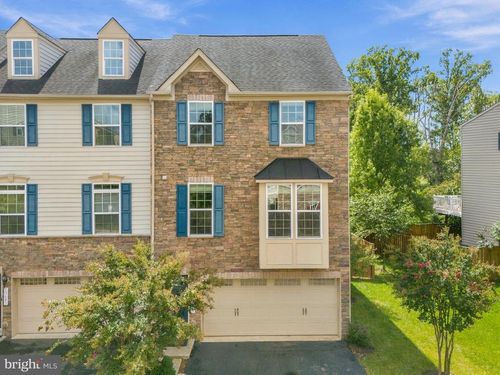 13649 Rockingham Ln, GAINESVILLE, VA, 20155-3640 | Card Image