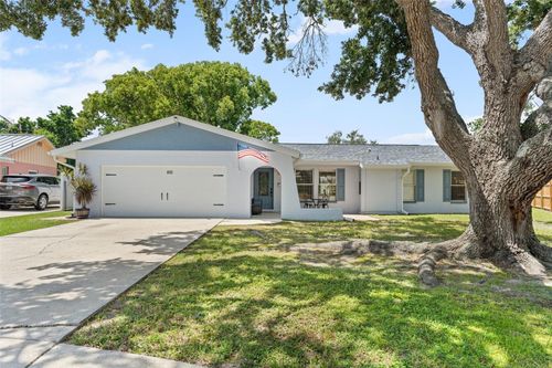 801 Ponderosa Pine Ln, SARASOTA, FL, 34243-1719 | Card Image
