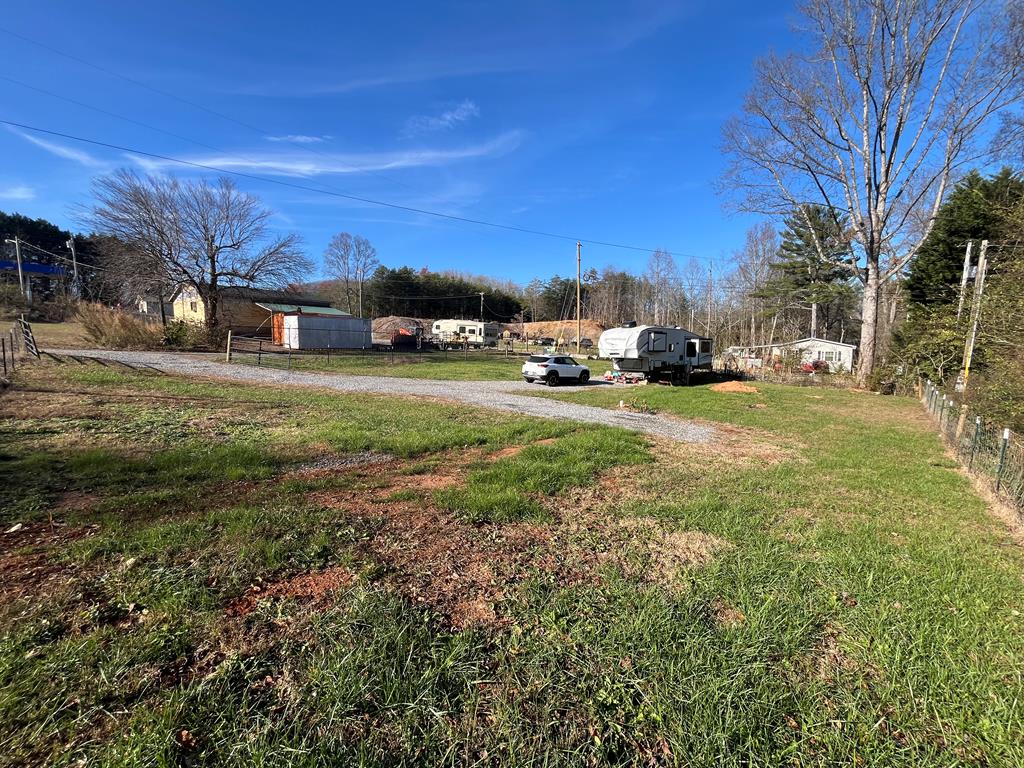 Dockery St, Young Harris, GA 30582