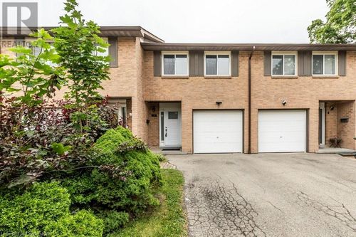 3-66 Summercrest Dr, Hamilton, ON, L8K6M6 | Card Image