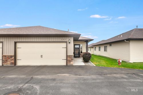 197 Vermont Ave, Twin Falls, ID, 83301-5790 | Card Image