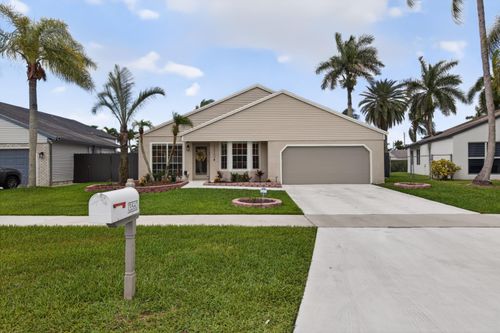 13560 Sw 9th Ct, Davie, FL, 33325-1617 | Card Image