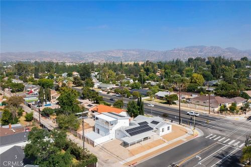8245 Shoup Ave, West Hills, CA, 91307-3724 | Card Image
