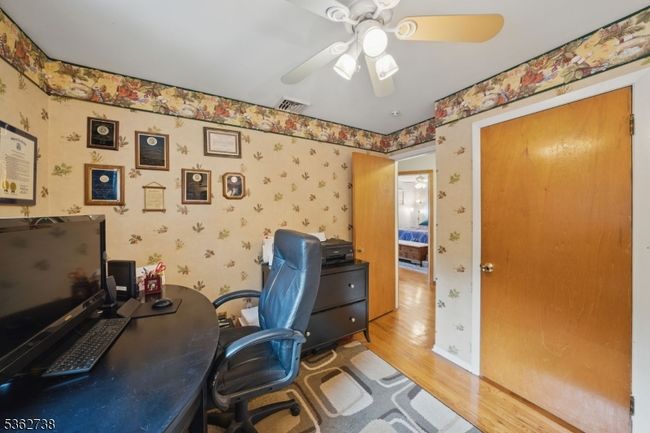 19 Paderewski Rd, House other with 4 bedrooms, 3 bathrooms and null parking in Oak Ridge NJ | Image 25