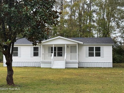 1118 Henderson Rd, Jacksonville, NC, 28540-8616 | Card Image