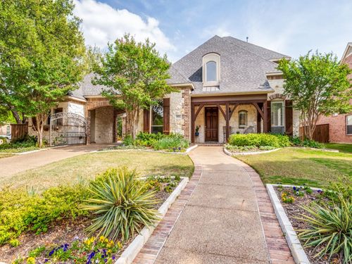 1601 Coyote Rdg, Carrollton, TX, 75010-3227 | Card Image
