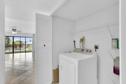 301-4290 Deste Ct, Lake Worth, FL, 33467-4312 | Card Image