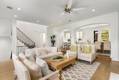 3633 Oak Lawn Ave, Dallas, TX, 75219-4311 | Card Image