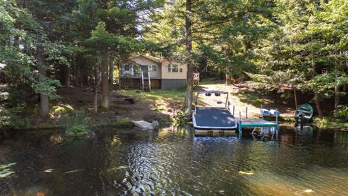 15 Morton Road, Stoddard, NH, 03464 | Card Image