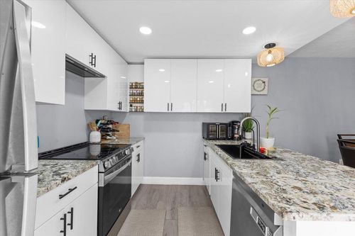 2704 27th Way, West Palm Beach, FL, 33407-6729 | Card Image