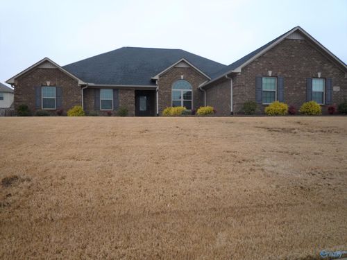 13205 Hillcrest Dr, Athens, AL, 35613-8473 | Card Image