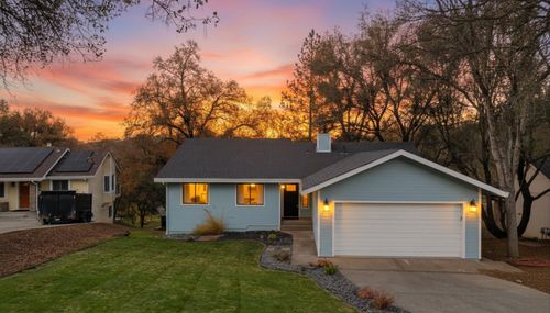 11660 Bluebird Court, Auburn, CA, 95602 | Card Image