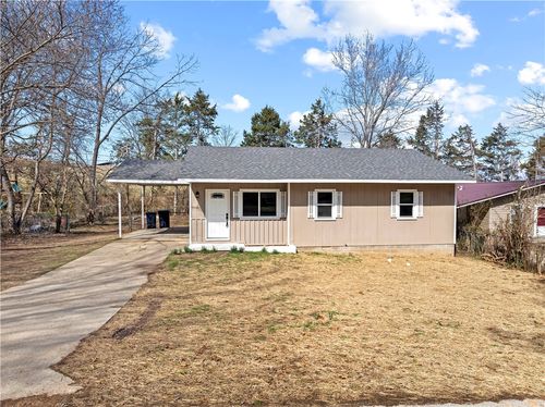 3607 W Overland Cir, Harrison, AR, 72601-6606 | Card Image