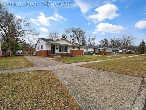 880 Nash Ave, Ypsilanti, MI, 48198-8021 | Card Image