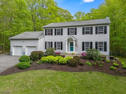 3 Buckhaven Trl, Hardyston, NJ, 07460-1404 | Card Image
