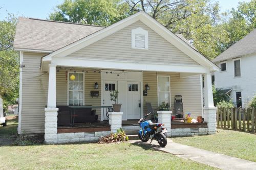 1030 Clifton St, Conway, AR, 72034-3959 | Card Image