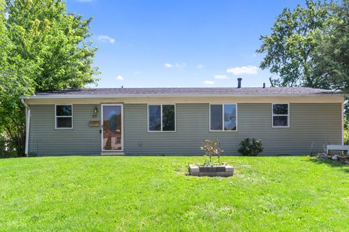 55 Alameda Dr, Carpentersville, IL, 60110-1120 | Card Image