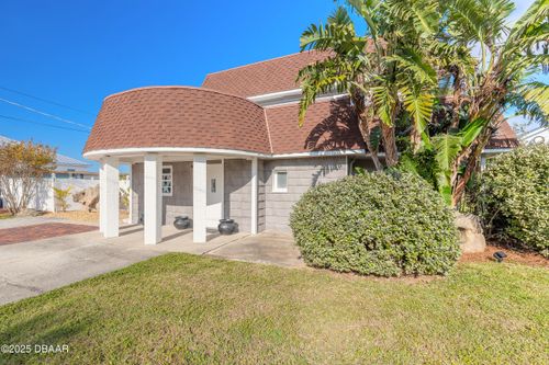 2900 S Peninsula Dr, Daytona Beach Shores, FL, 32118-5910 | Card Image