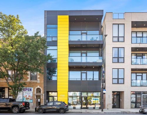 2f-2335 W Chicago Ave, Chicago, IL, 60622-4723 | Card Image