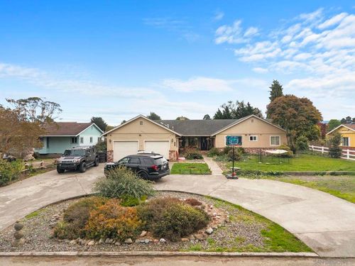 1297 Atterberry Ln, Fortuna, CA, 95540-3430 | Card Image