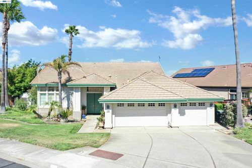1989 Newport Dr, Discovery Bay, CA, 94505-1103 | Card Image
