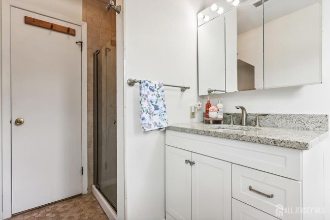 2202 - 2202 Privet Way, Townhouse with 2 bedrooms, 2 bathrooms and null parking in Basking Ridge NJ | Image 18