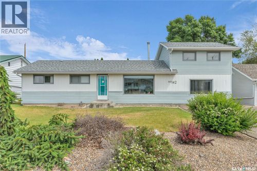 142 26th St W, Battleford, SK, S0M0E0 | Card Image