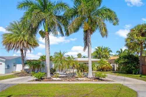 201 12th St, Pompano Beach, FL, 33060-9216 | Card Image