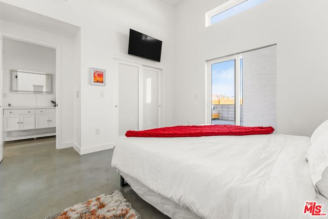 6655 Cascade Rd, House other with 3 bedrooms, 2 bathrooms and 8 parking in Joshua Tree CA | Image 21