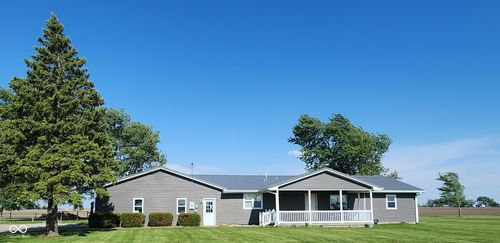 2253 S 400 E, Veedersburg, IN, 47987-8126 | Card Image