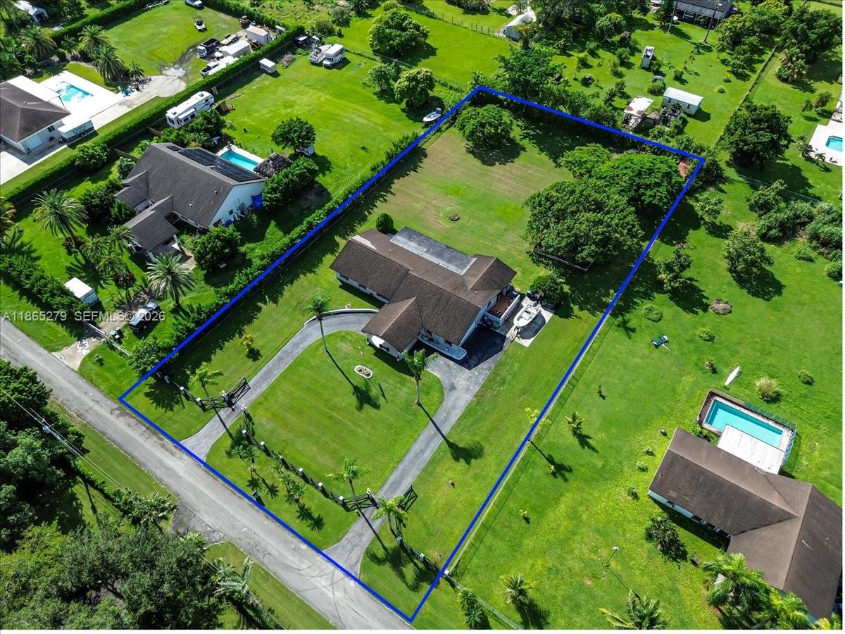 Residential in Homestead 3