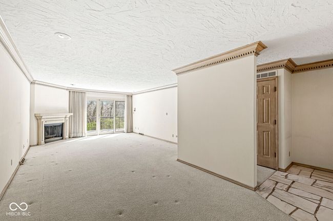 8433 Quail Hollow Rd, Condo with 3 bedrooms, 3 bathrooms and null parking in Indianapolis IN | Image 6