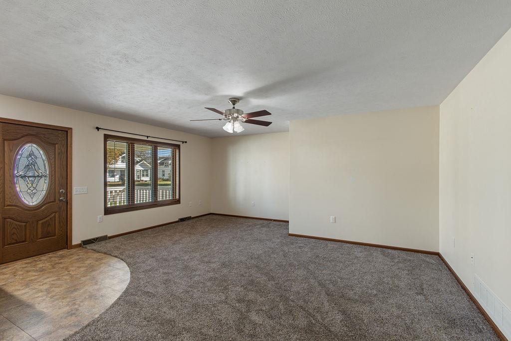 Residential Lease in Newman Grove 3