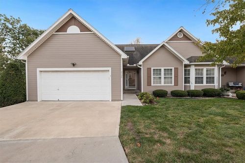 4326 S Bryant Dr, Independence, MO, 64055-5448 | Card Image