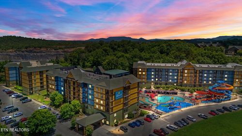 2111-225 Collier Dr, Sevierville, TN, 37862-6911 | Card Image