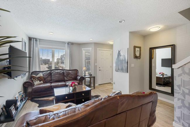 1109 - 2400 Ravenswood View Se, Home with 2 bedrooms, 1 bathrooms and 1 parking in Airdrie AB | Image 6